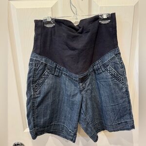 Thyme maternity shorts